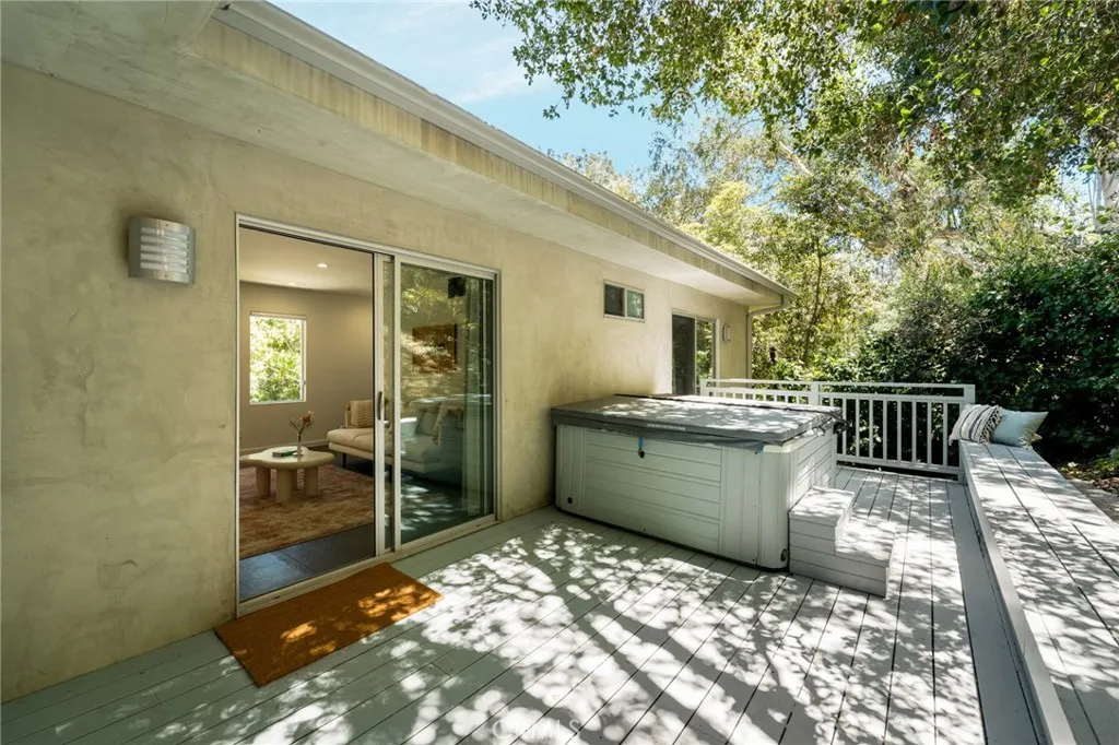 3191 Laurel Canyon Boulevard, Studio City, California 91604 home-pic-13